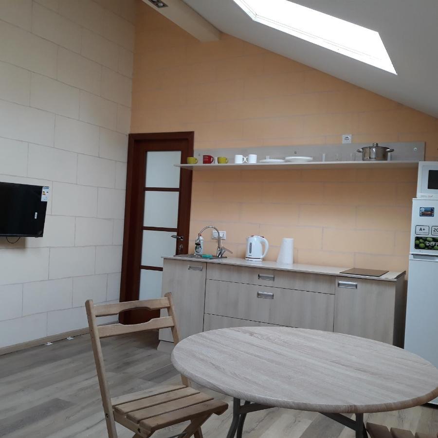 Velka Vasylkivska, 132,,, Apartment Kiev Bagian luar foto